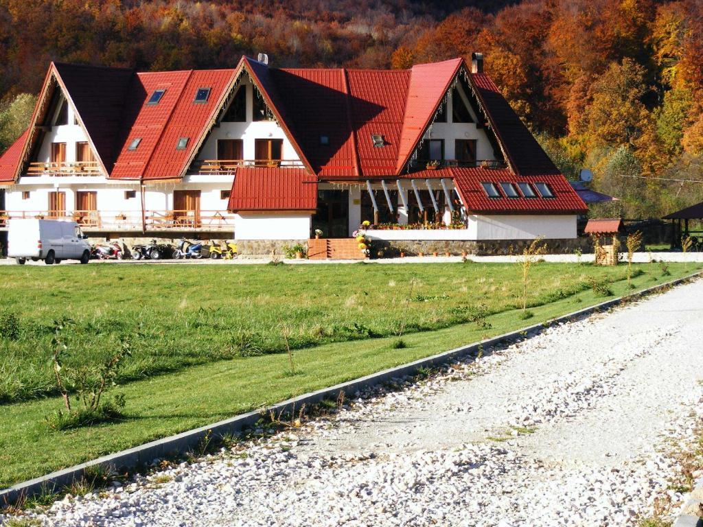 Pensiunea Rasnov Exterior photo